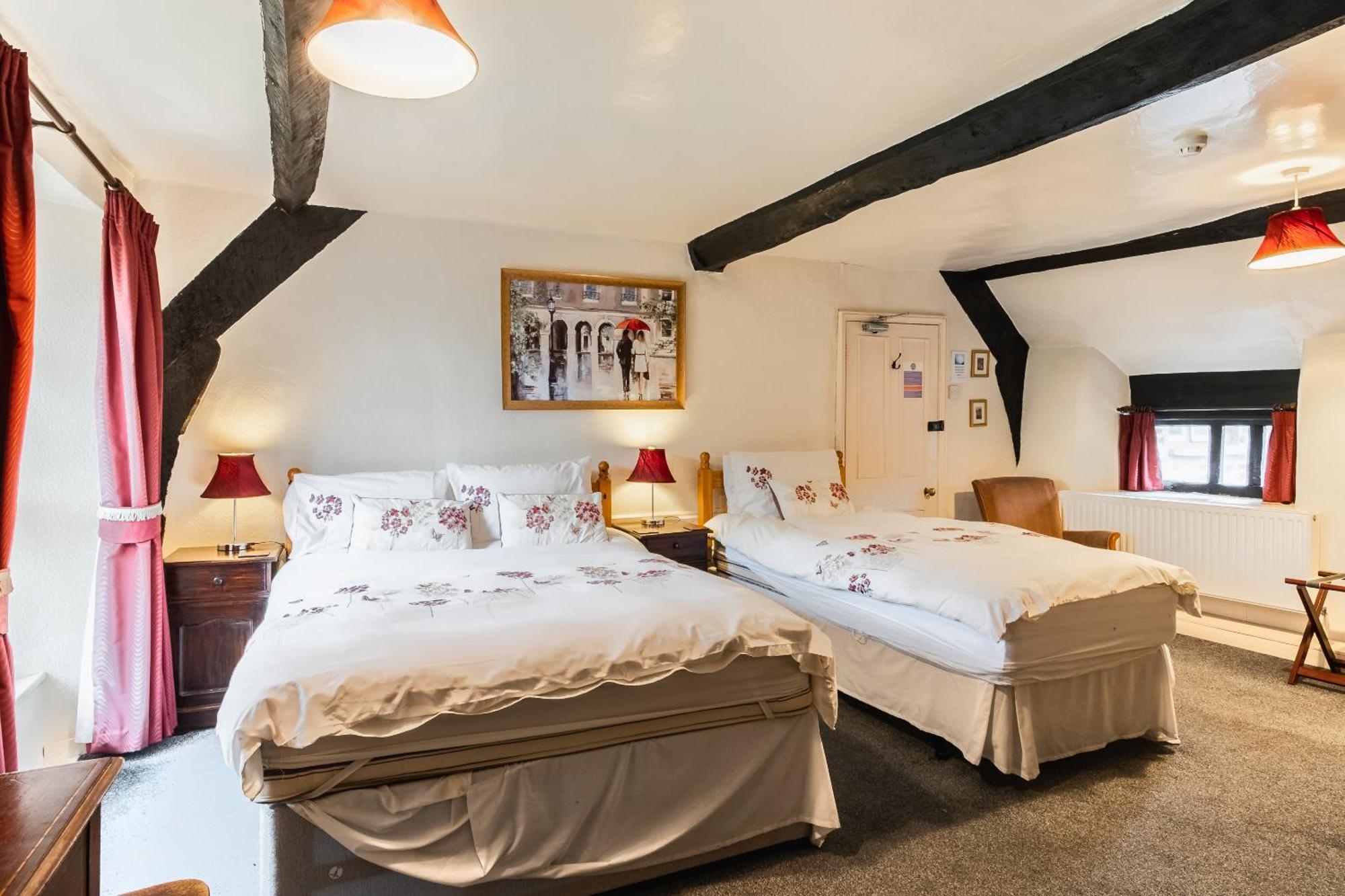 Yallands Farmhouse Taunton Room photo